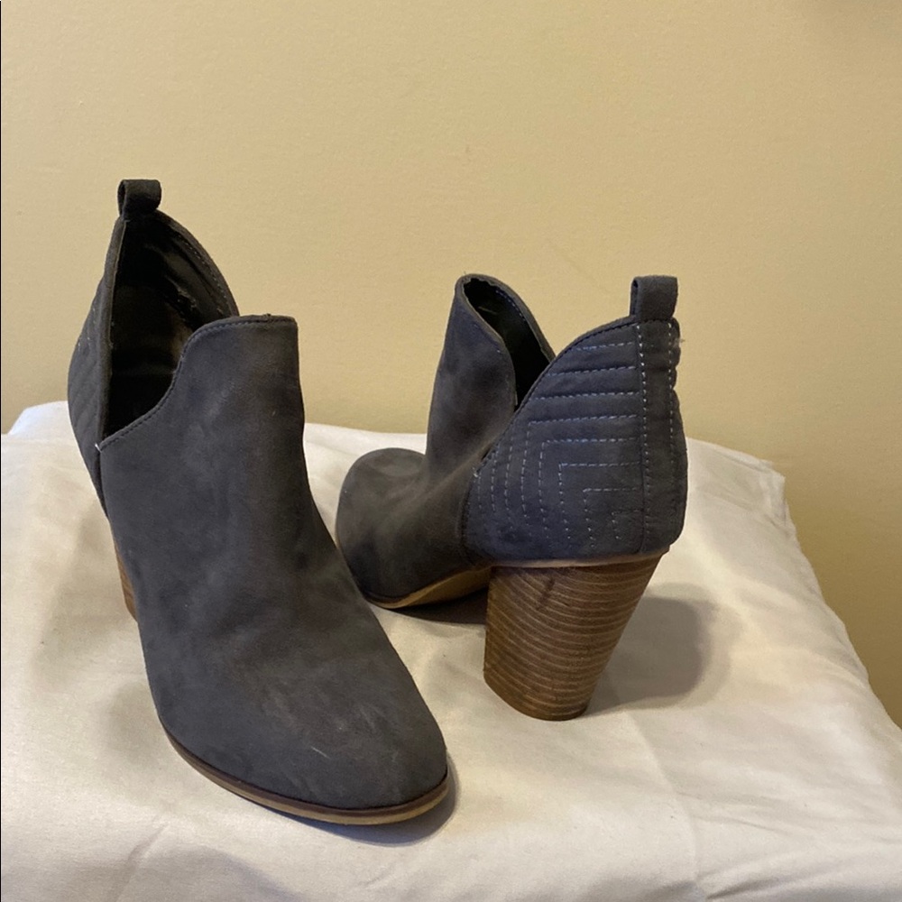Carlos by Carlos Santana Charcoal Ankle Booties